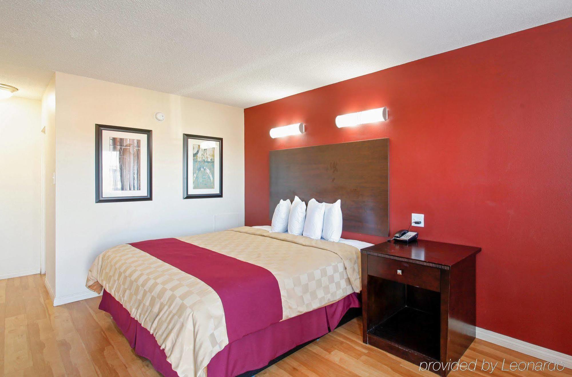 Red Roof Inn Mojave Buitenkant foto