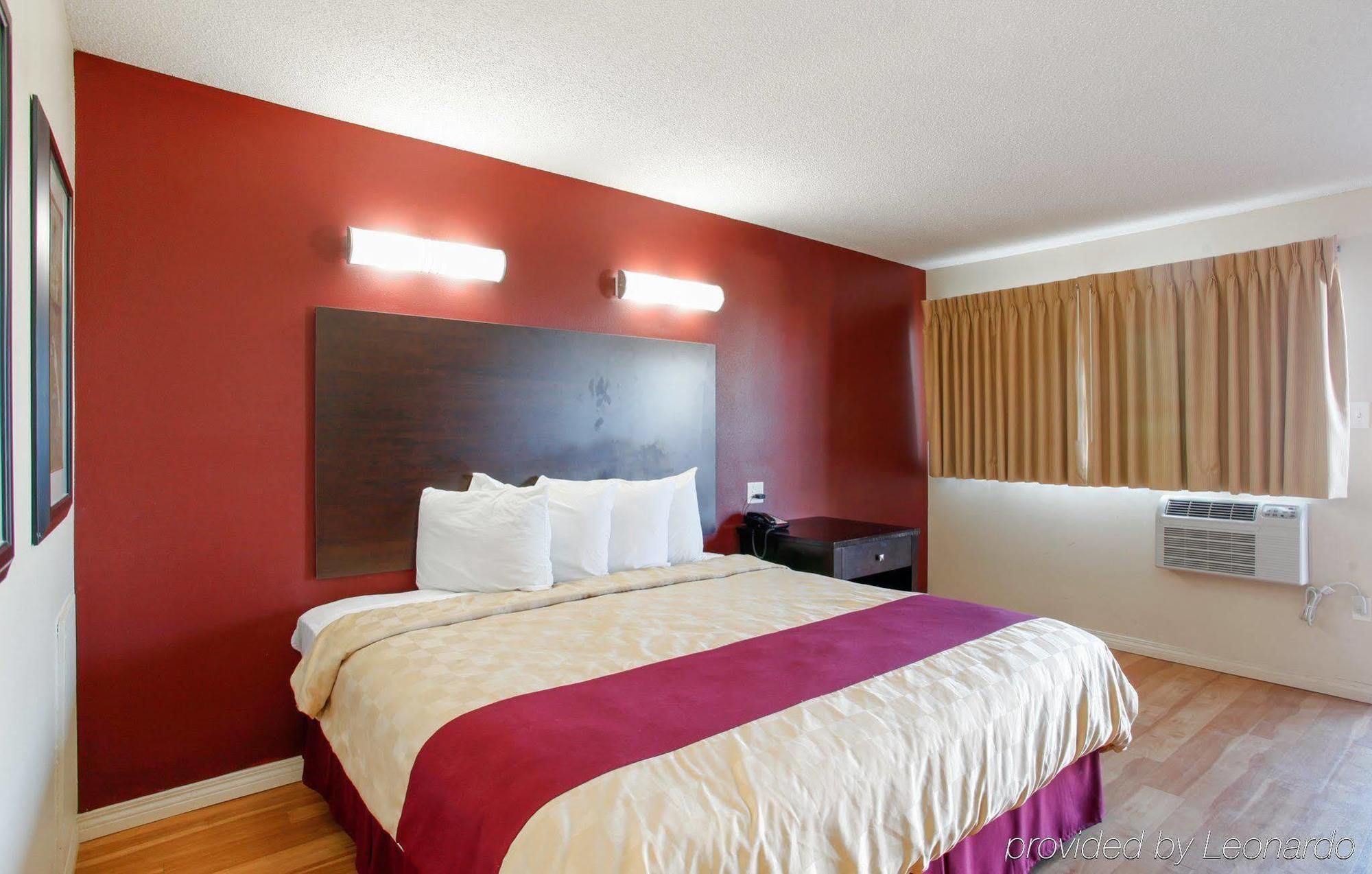 Red Roof Inn Mojave Buitenkant foto