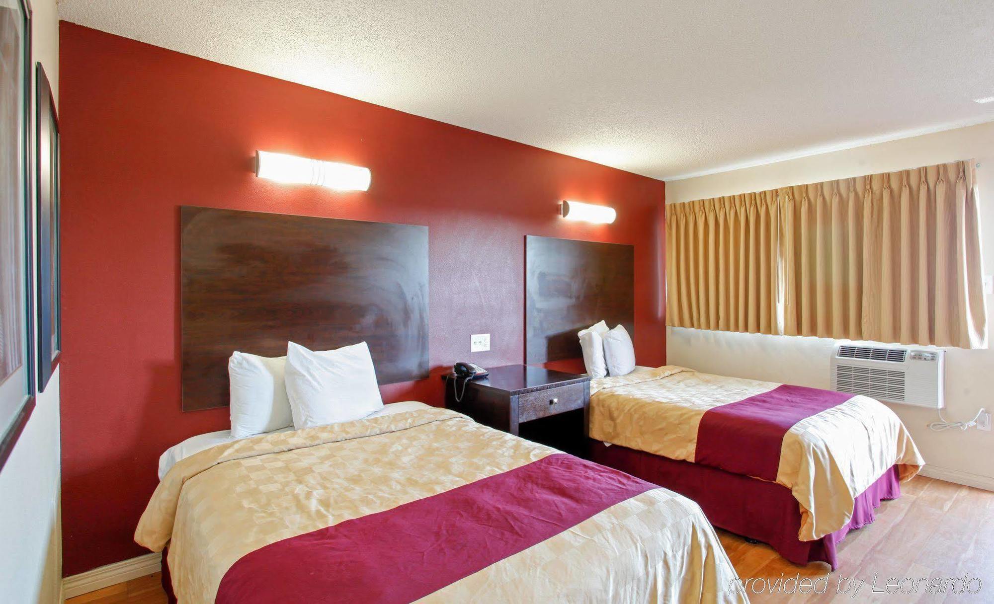 Red Roof Inn Mojave Buitenkant foto